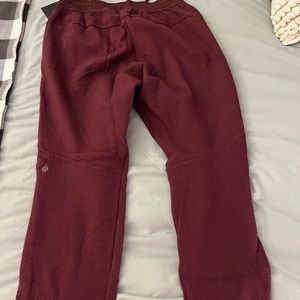 Lululemon At Ease Jogger - NWT, size medium